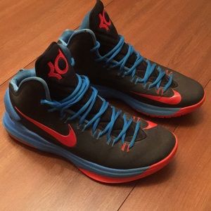 Men’s Nike KD V High Tops 9.5